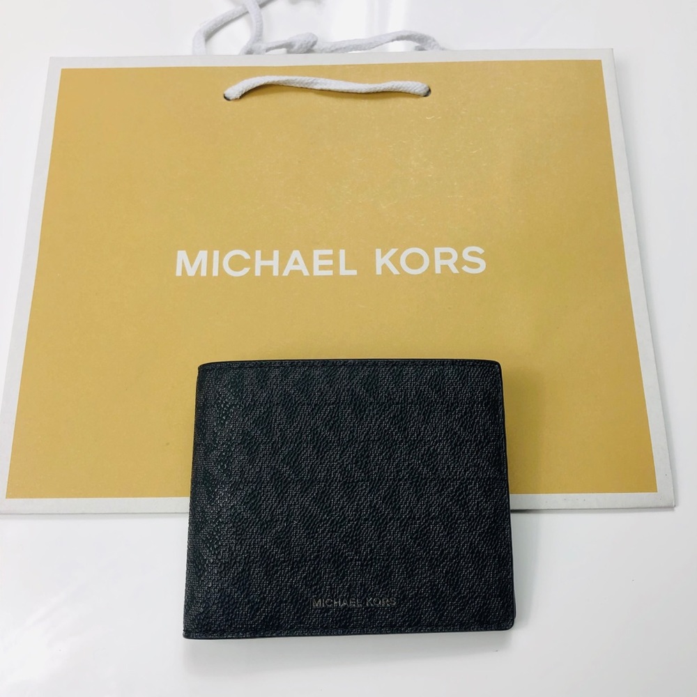 ❤️Michael Kors Bilfold men wallet black ❤️